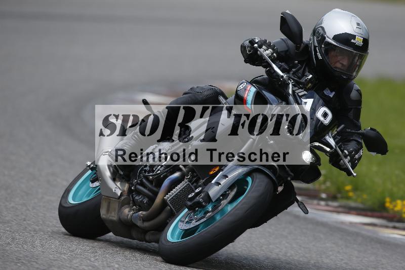 /Archiv-2024/29 12.06.2024 MOTO.CH Track Day ADR/Gruppe gelb/102